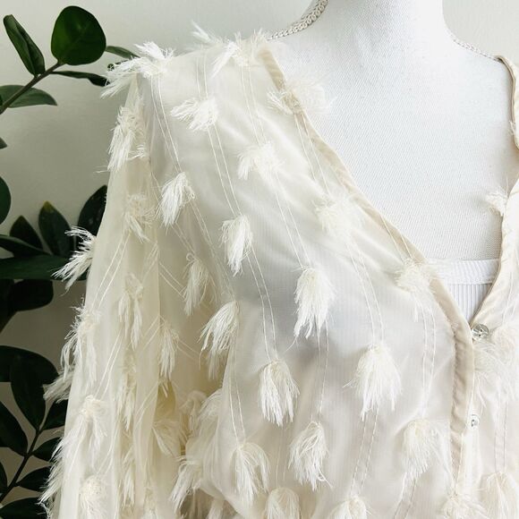 Gorgeous White Swiss Dot Soft Flowy Cropped Billowy Blouse Cottagecore ~ Medium - Picture 3 of 9